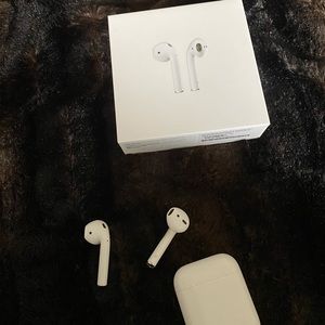 Apple AirPod